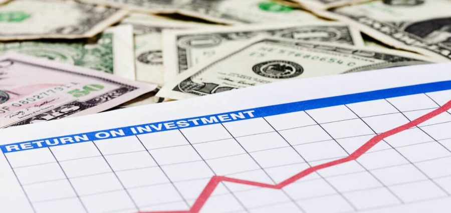 Optimistic, rising return-on-investment graph on US dollars
