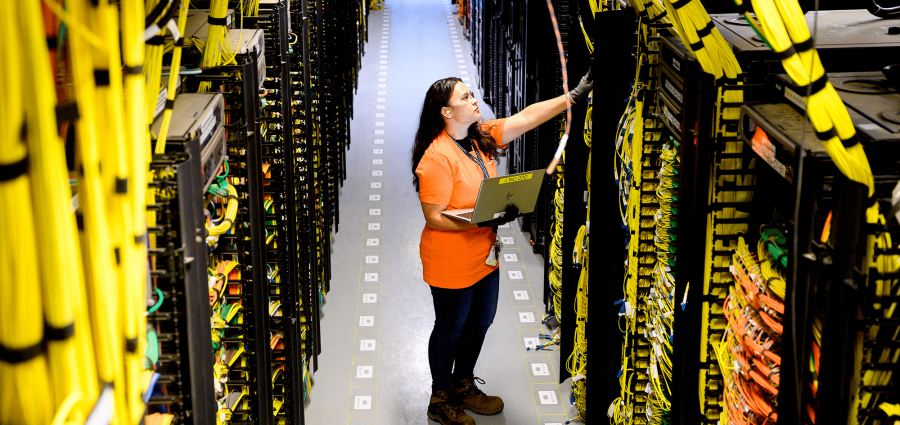 Featured image: Data Center Technician